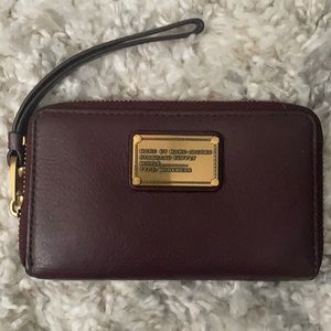 Marc by Marc Jacobs wingman ship wallet EUC